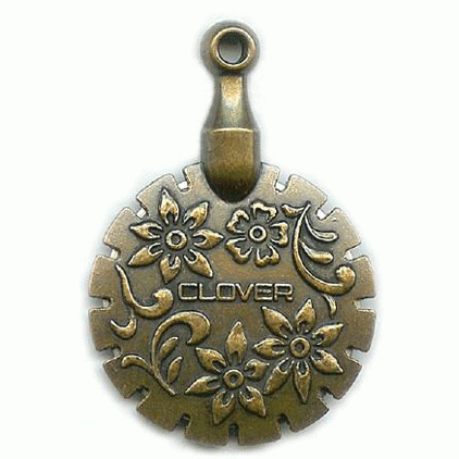 Clover Pendant Thread Cutter