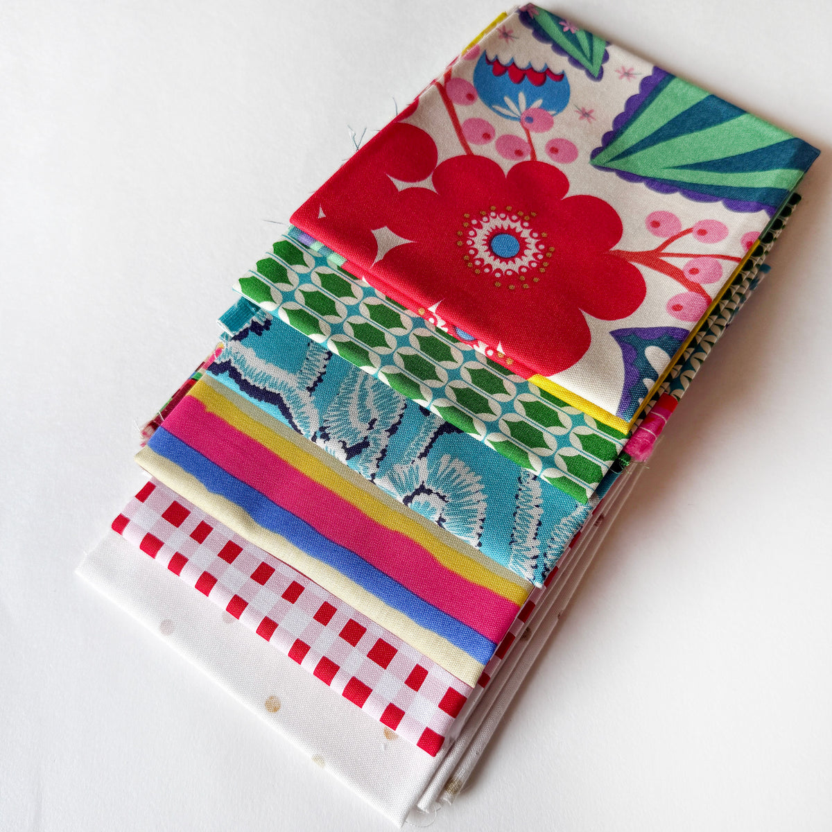 Pretty Pieces Fabric Club