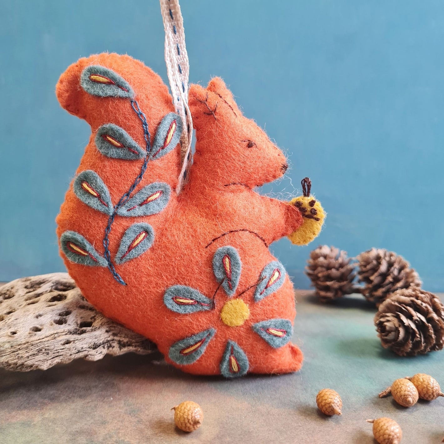 Red Squirrel Felt Craft Kit