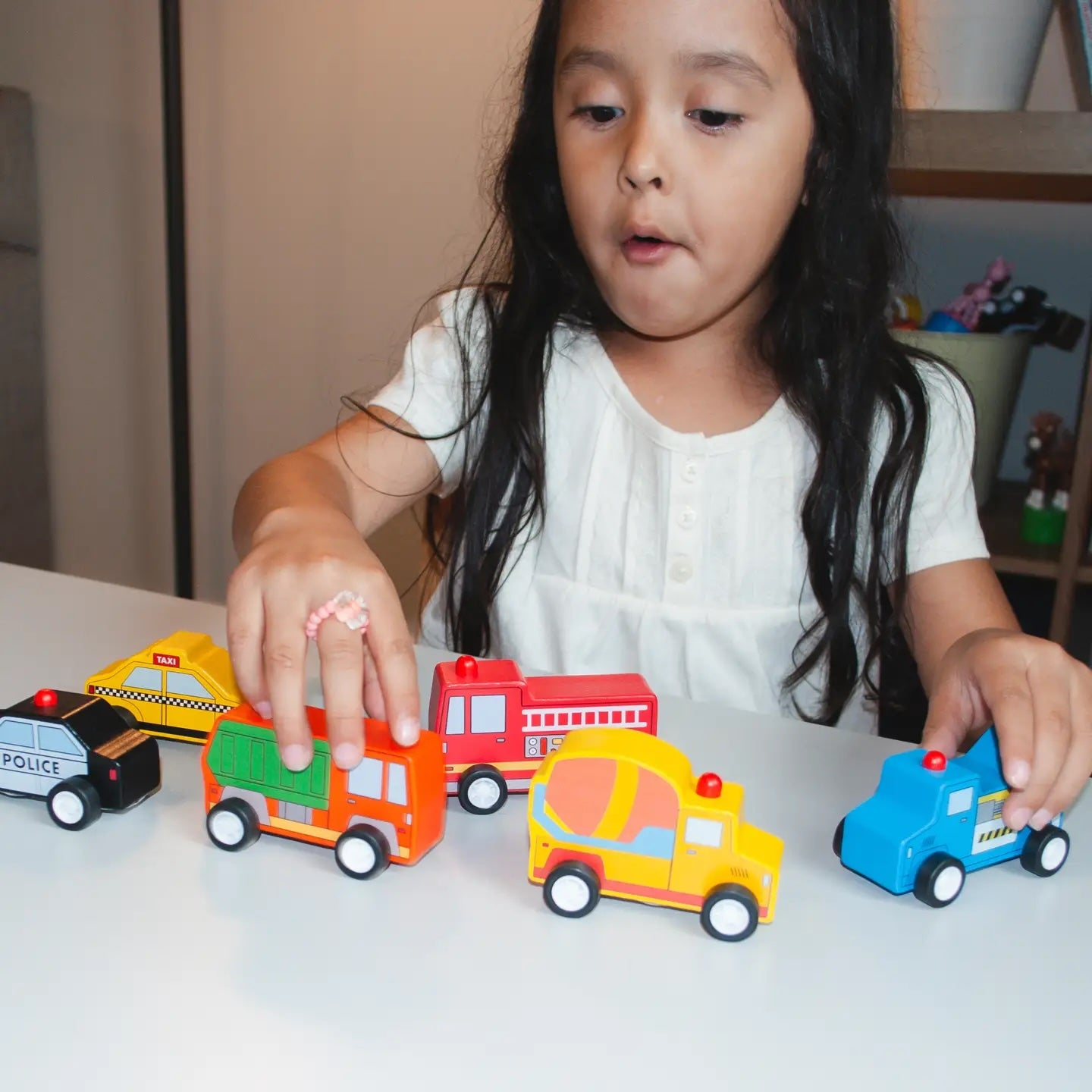 Pull-Back Around Town Cars