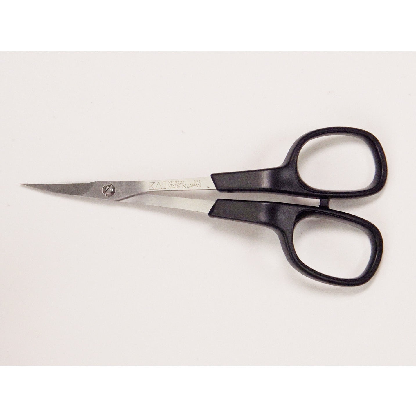 Double Curved Scissors by Kai